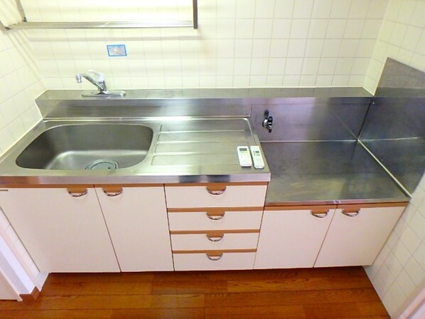 ホワイトガーデン東田の物件内観写真